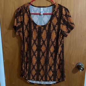 Lularoe tee